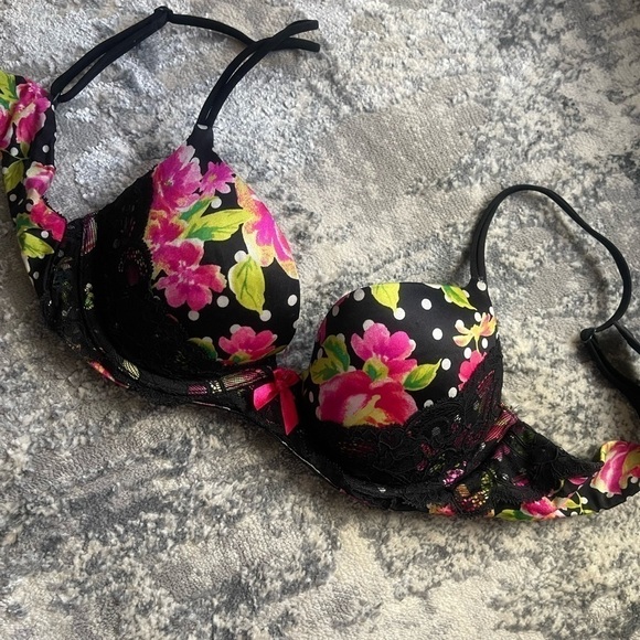 victoria secret very sexy push up - Picture 1 of 3